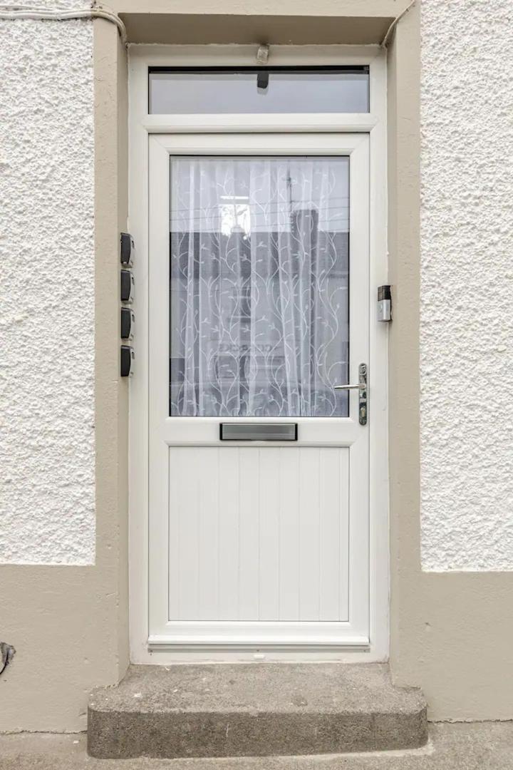 Doorstep To The Burren Hotel Gort Eksteriør billede